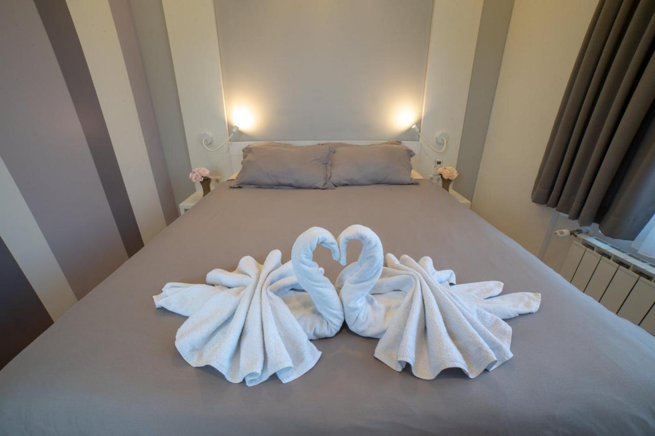 Apartments Slana Oaza 图兹拉 外观 照片